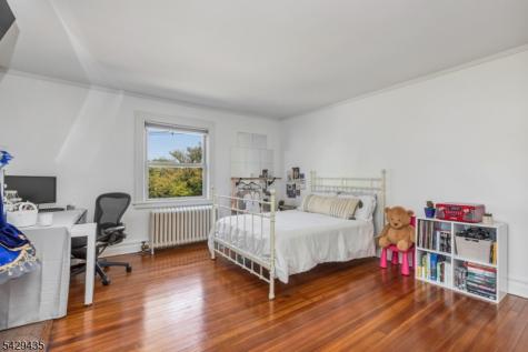 3 Oak Ridge Avenue Summit NJ 07901