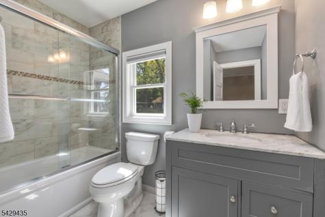 3 Oak Ridge Avenue Summit NJ 07901
