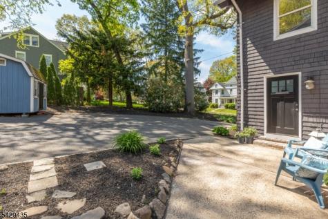 3 Oak Ridge Avenue Summit NJ 07901