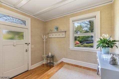 3 Oak Ridge Avenue Summit NJ 07901