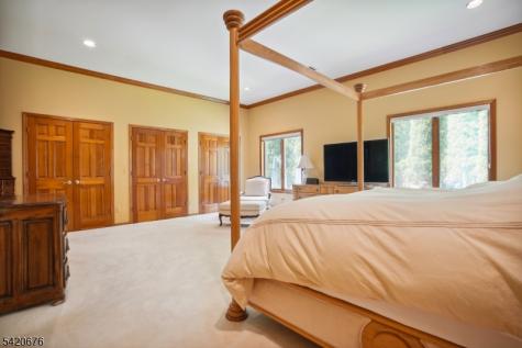 49 Cherokee Court Sparta NJ 07871