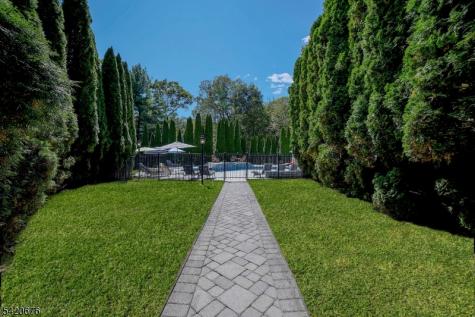 49 Cherokee Court Sparta NJ 07871