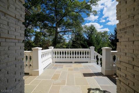 49 Cherokee Court Sparta NJ 07871