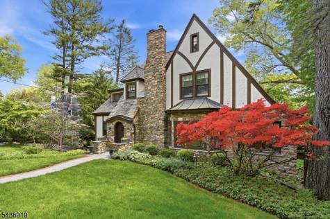 35 Sherman Place Morristown NJ 07960