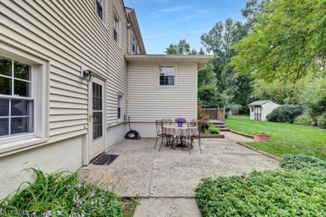 32 Gordon Place New Providence NJ 07974