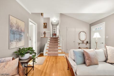 32 Gordon Place New Providence NJ 07974