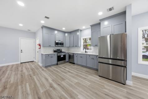 949 Edwin Street North Brunswick NJ 08902