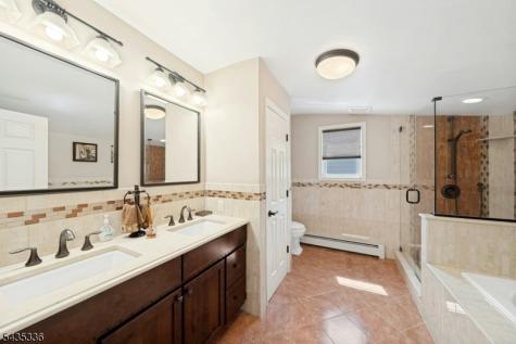 45 W Oldis Street Rochelle Park NJ 07662