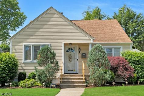 45 W Oldis Street Rochelle Park NJ 07662