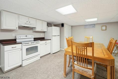 45 W Oldis Street Rochelle Park NJ 07662