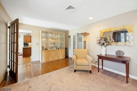45 W Oldis Street Rochelle Park NJ 07662