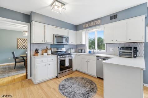 185 Thatchers Hill Road Raritan NJ 08822