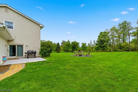 185 Thatchers Hill Road Raritan NJ 08822