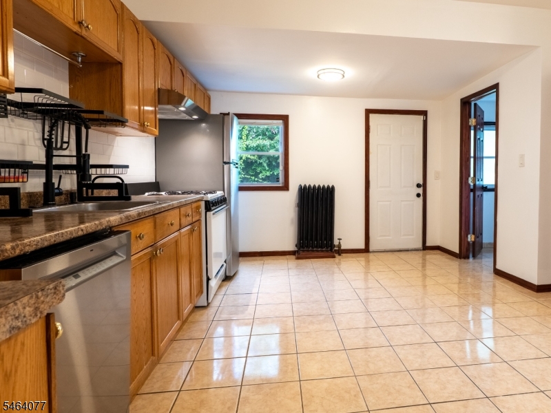 357 Ridgewood Avenue Newark NJ 07112