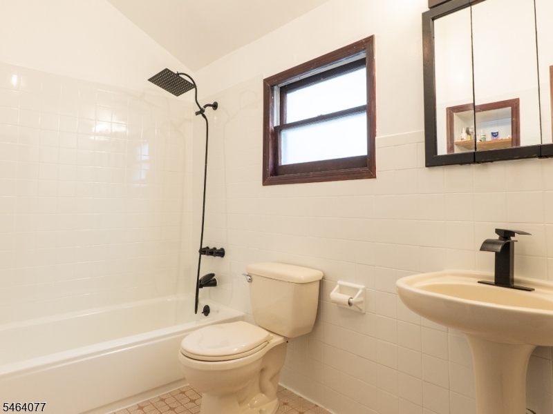 357 Ridgewood Avenue Newark NJ 07112