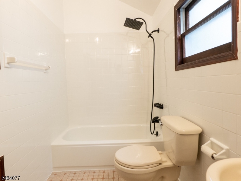 357 Ridgewood Avenue Newark NJ 07112