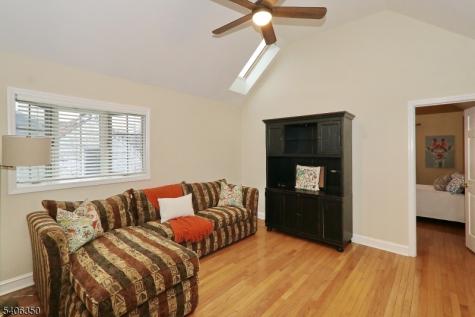 19 Munsee Drive Cranford NJ 07016