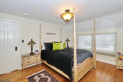 19 Munsee Drive Cranford NJ 07016