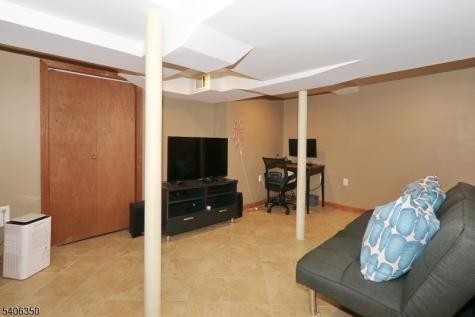 19 Munsee Drive Cranford NJ 07016