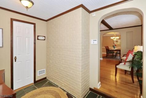 19 Munsee Drive Cranford NJ 07016
