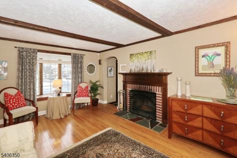 19 Munsee Drive Cranford NJ 07016