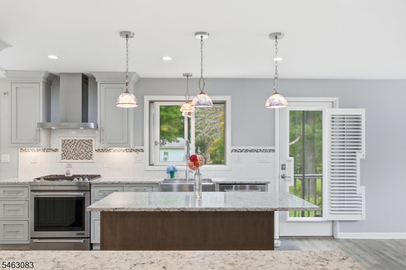 4 Spring Lane Washington NJ 07853