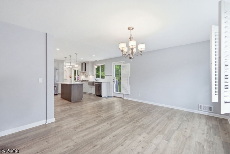 4 Spring Lane Washington NJ 07853