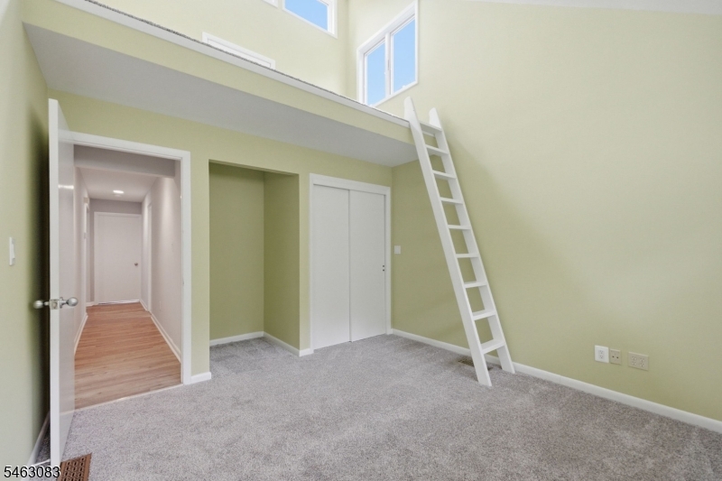 4 Spring Lane Washington NJ 07853
