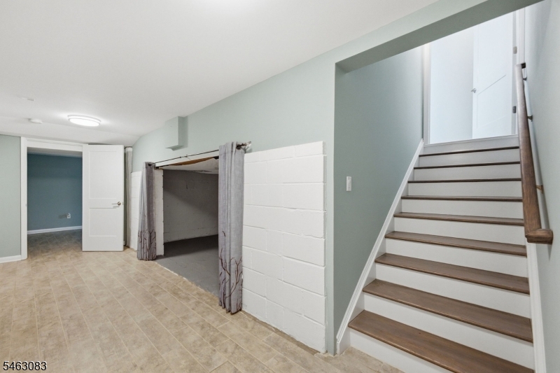 4 Spring Lane Washington NJ 07853