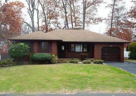212 Oxford Road Edison NJ 08820