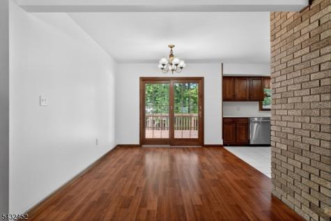 212 Oxford Road Edison NJ 08820