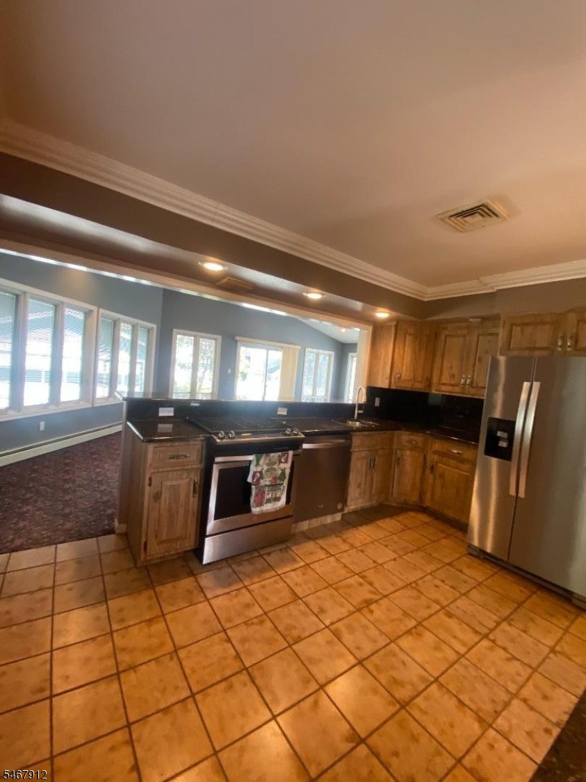 30 Burnett Place Nutley NJ 07110