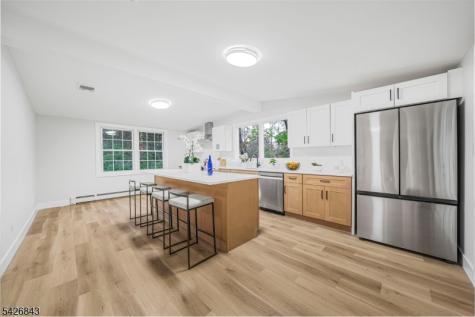 29 Ironia Road Chester NJ 07836