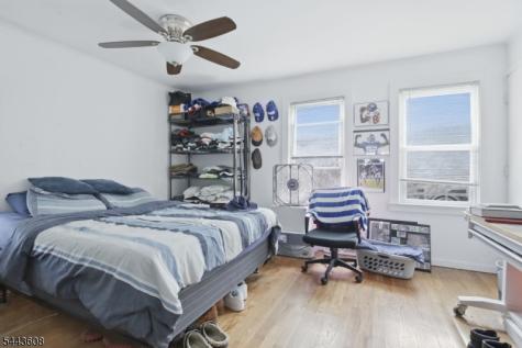 19 Lakeland Drive Hopatcong NJ 07843