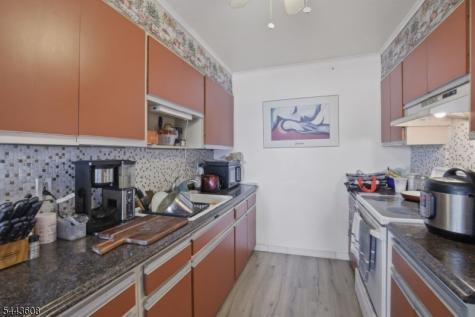 19 Lakeland Drive Hopatcong NJ 07843