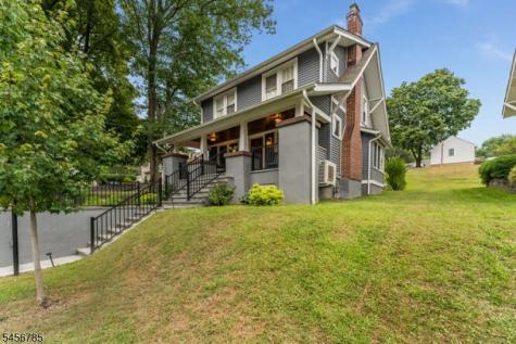 169 Leigh Street Clinton NJ 08809
