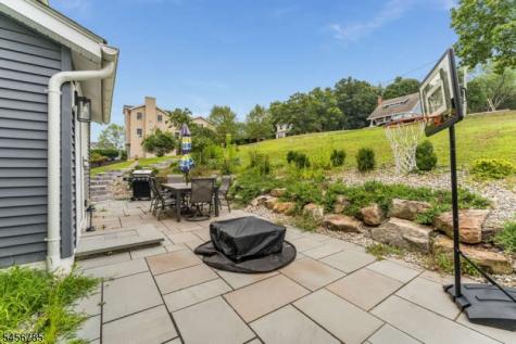 169 Leigh Street Clinton NJ 08809