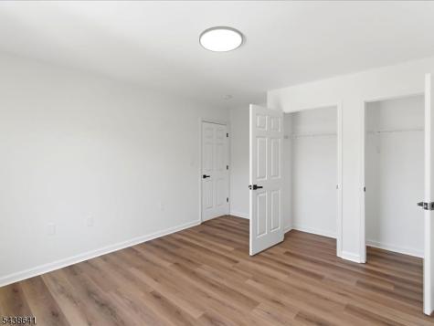 736 S 19th Newark NJ 07103