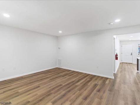736 S 19th Newark NJ 07103