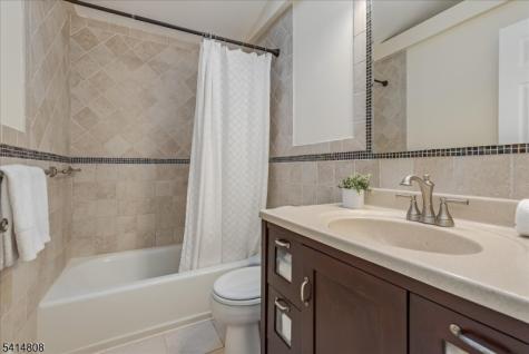 60 E Sherbrooke Parkway Livingston NJ 07039