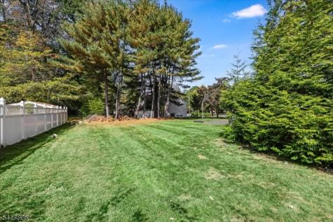 60 E Sherbrooke Parkway Livingston NJ 07039