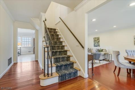 60 E Sherbrooke Parkway Livingston NJ 07039