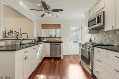 60 E Sherbrooke Parkway Livingston NJ 07039