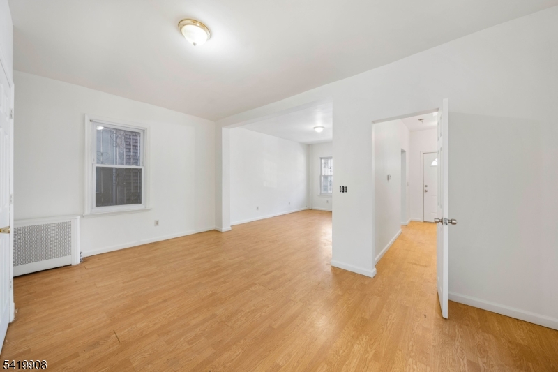 838 Rebecca Place Elizabeth NJ 07201