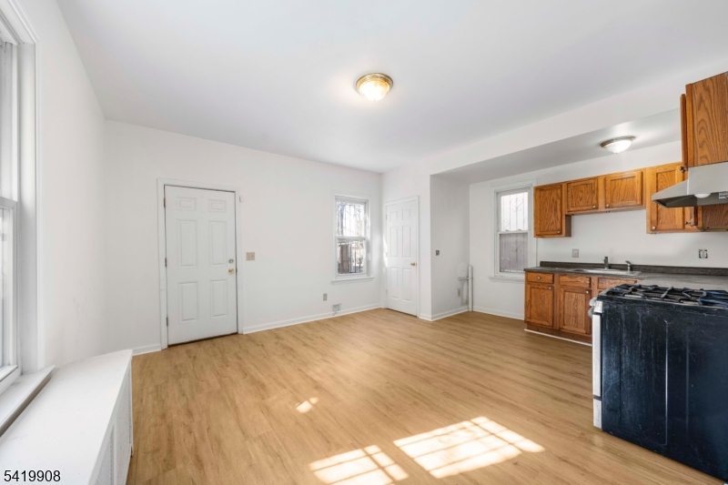 838 Rebecca Place Elizabeth NJ 07201