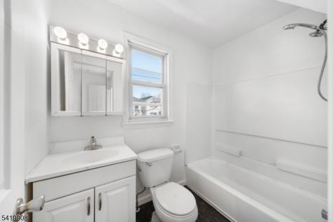 838 Rebecca Place Elizabeth NJ 07201