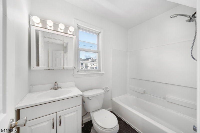 838 Rebecca Place Elizabeth NJ 07201