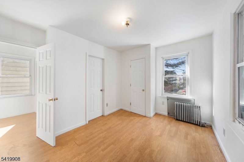838 Rebecca Place Elizabeth NJ 07201
