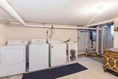 805 4TH Avenue Elizabeth NJ 07202