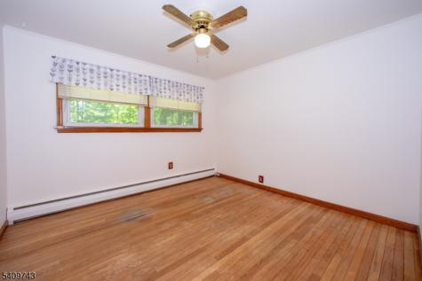 18 Little Road Lafayette NJ 07848